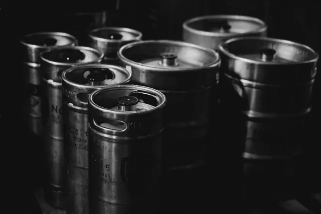 Plastic beer crates at the buy-back point — what we accept, how much the deposit is, and how wholesale works